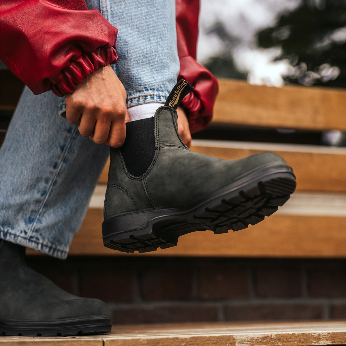 #587 Classic boots